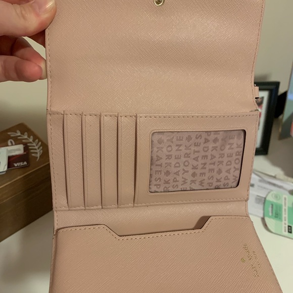 Kate Spade wallet wristlet - Picture 4 of 4